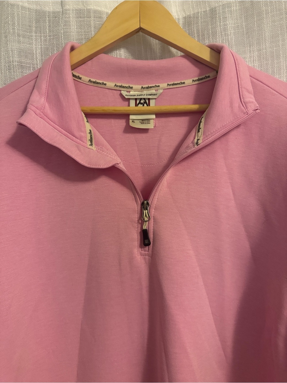 NWOT Avalanche Baby Pink 1/4 Zip Pullover Women’s Size XL w Arm Pocket